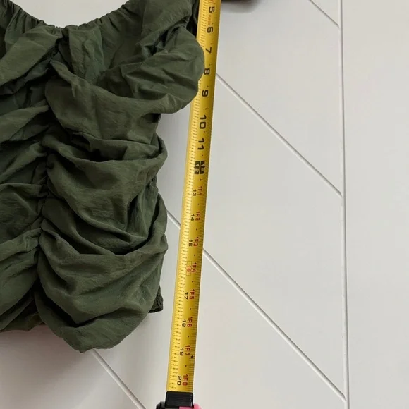 GAP Olive Ruched Tank Top​ - Picture 5 of 6